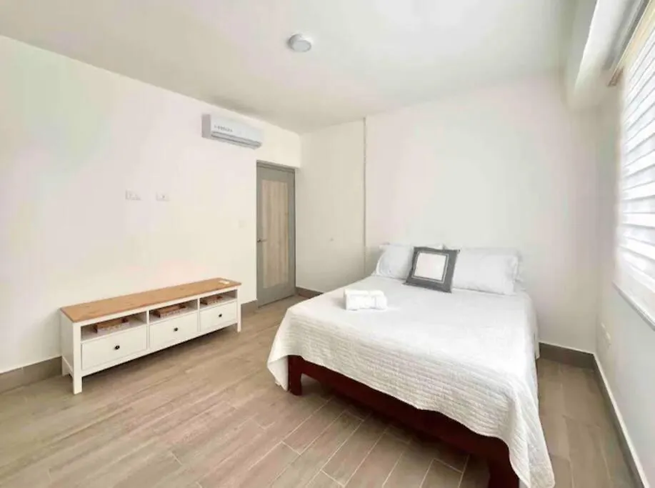 Gran Condominio En Coral Cliffs Juan Dolio Apartment